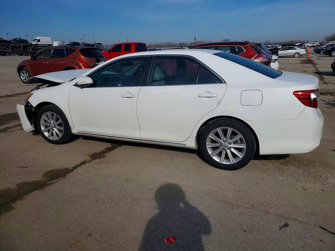 2013 Toyota Camry Xle - Фото 2