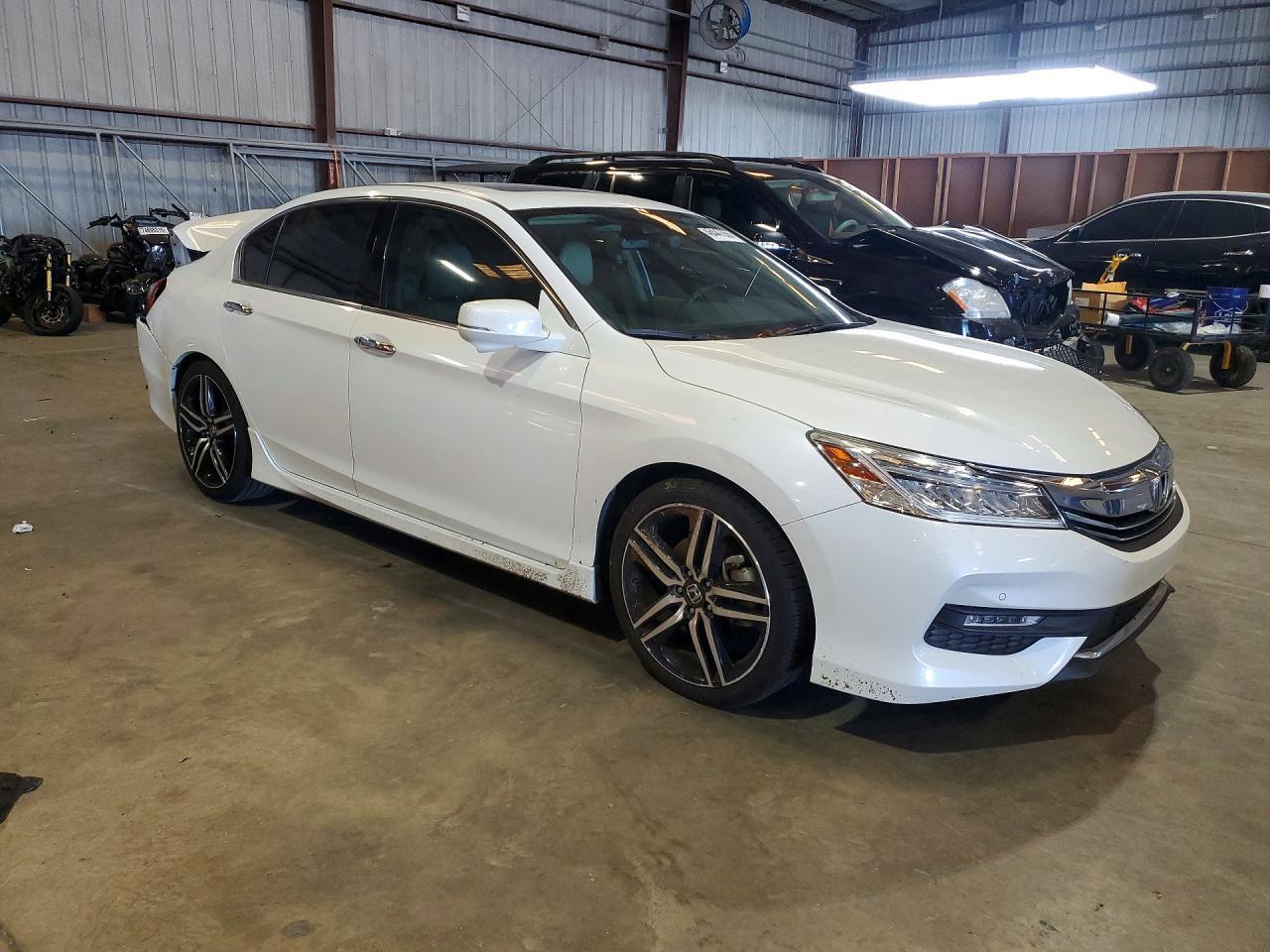 2017 Honda Accord - Фото 4