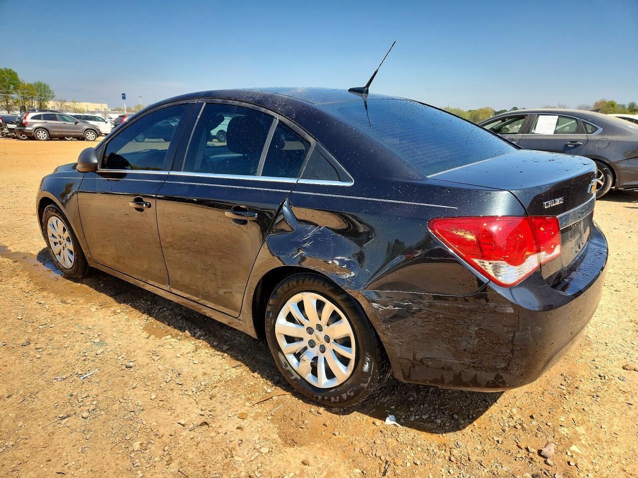 2011 Chevrolet Cruze Ls - Фото 2
