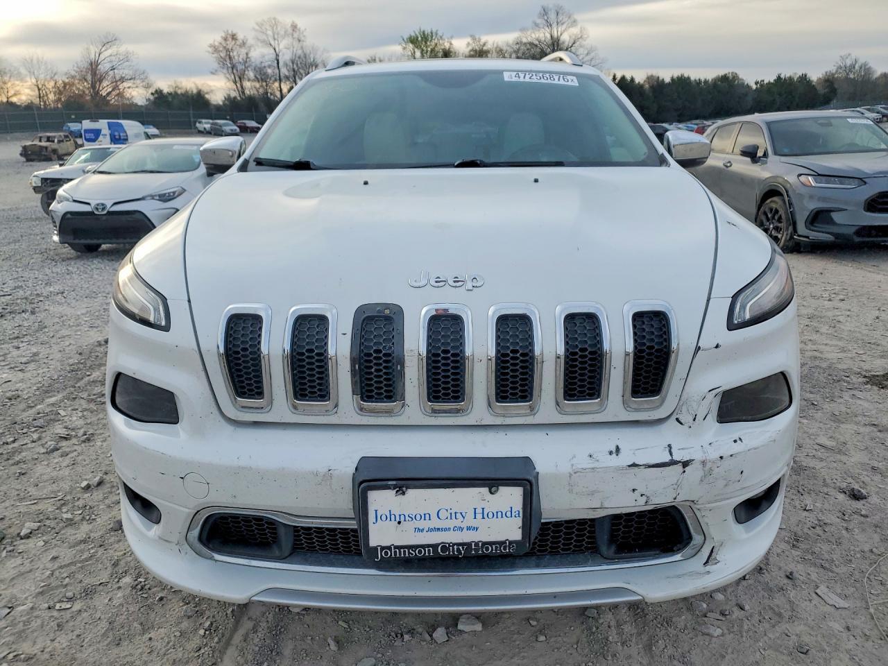 2017 Jeep Cherokee Overland - Фото 5