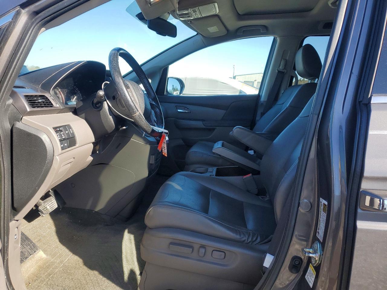 2015 Honda Odyssey - Фото 7