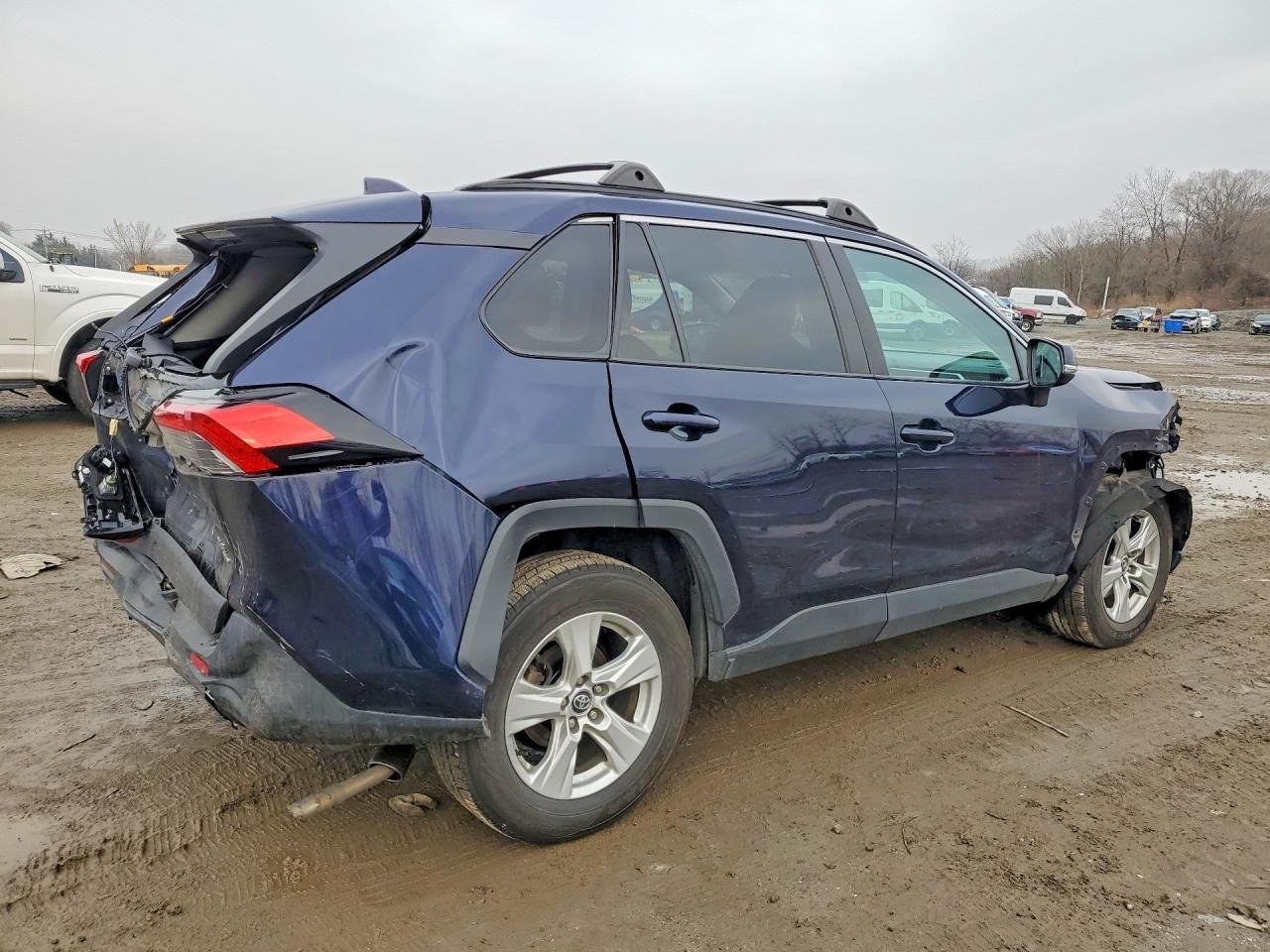 2020 Toyota Rav4 Xle - Фото 3