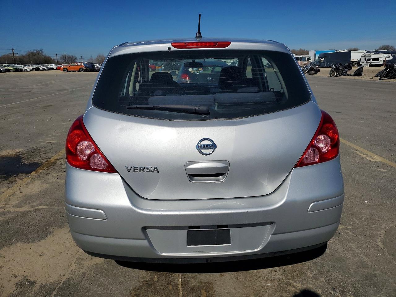 2008 Nissan Versa 1.8 S - Фото 6