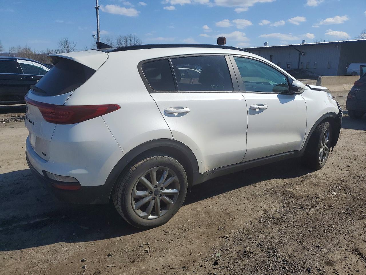 2022 Kia Sportage Nightfall - Image 3