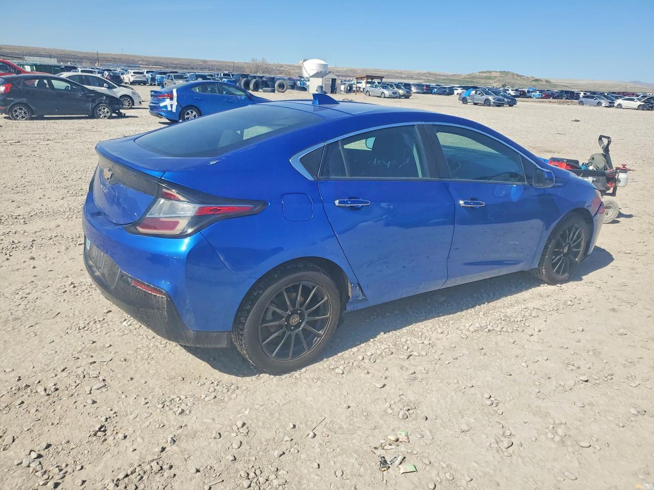 2018 Chevrolet Volt Lt - Image 3