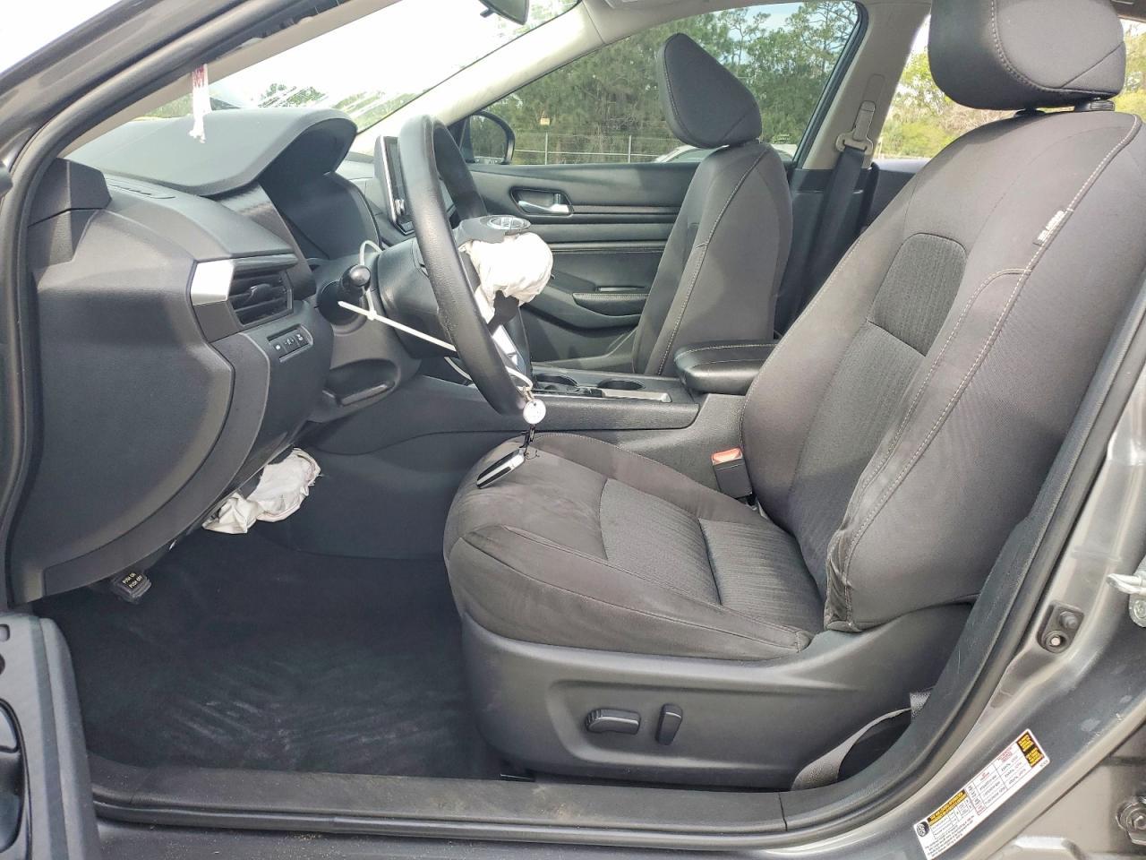 2020 Nissan Altima S - Фото 7