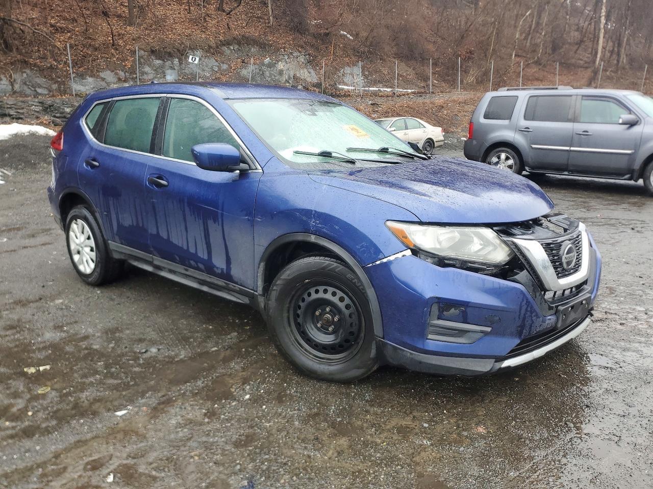 2019 Nissan Rogue S - Фото 4