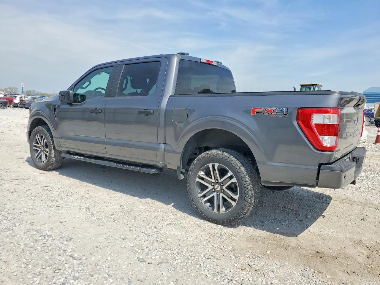 2023 Ford F150 Supercrew - Фото 2