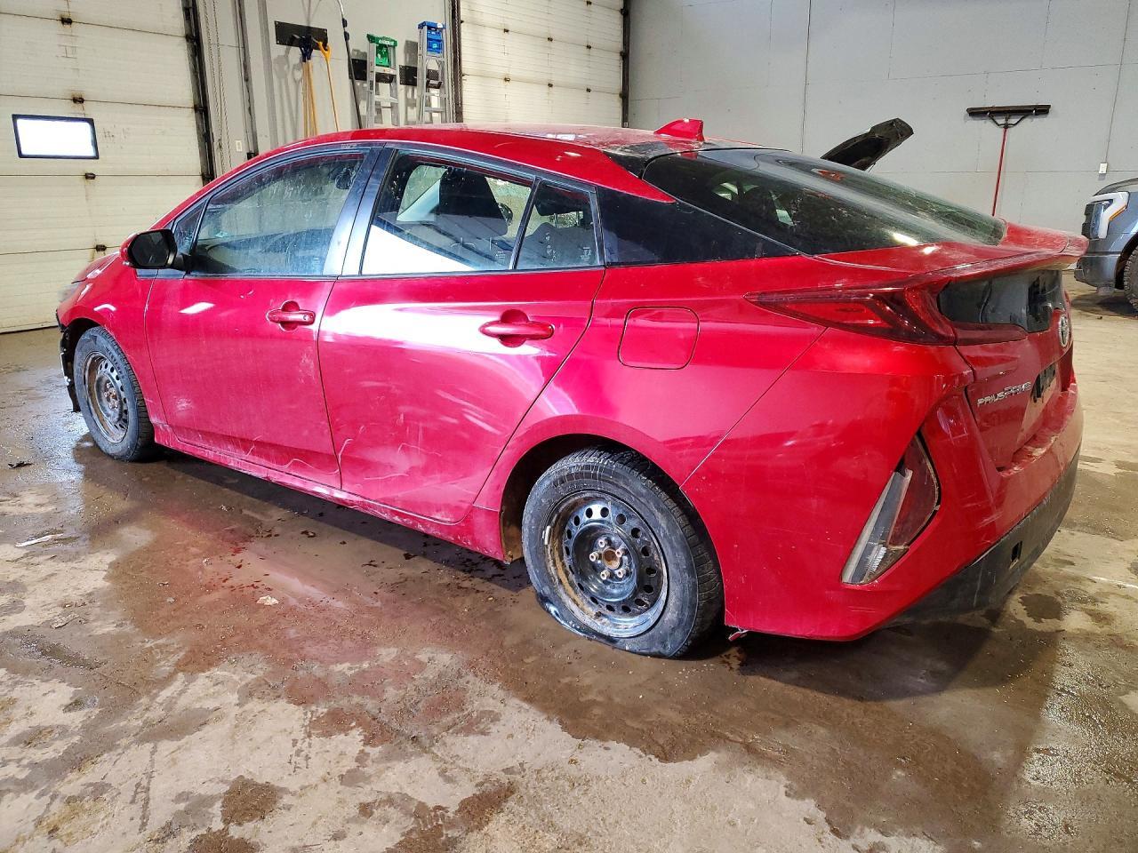 2021 Toyota Prius 5Dr - Фото 2