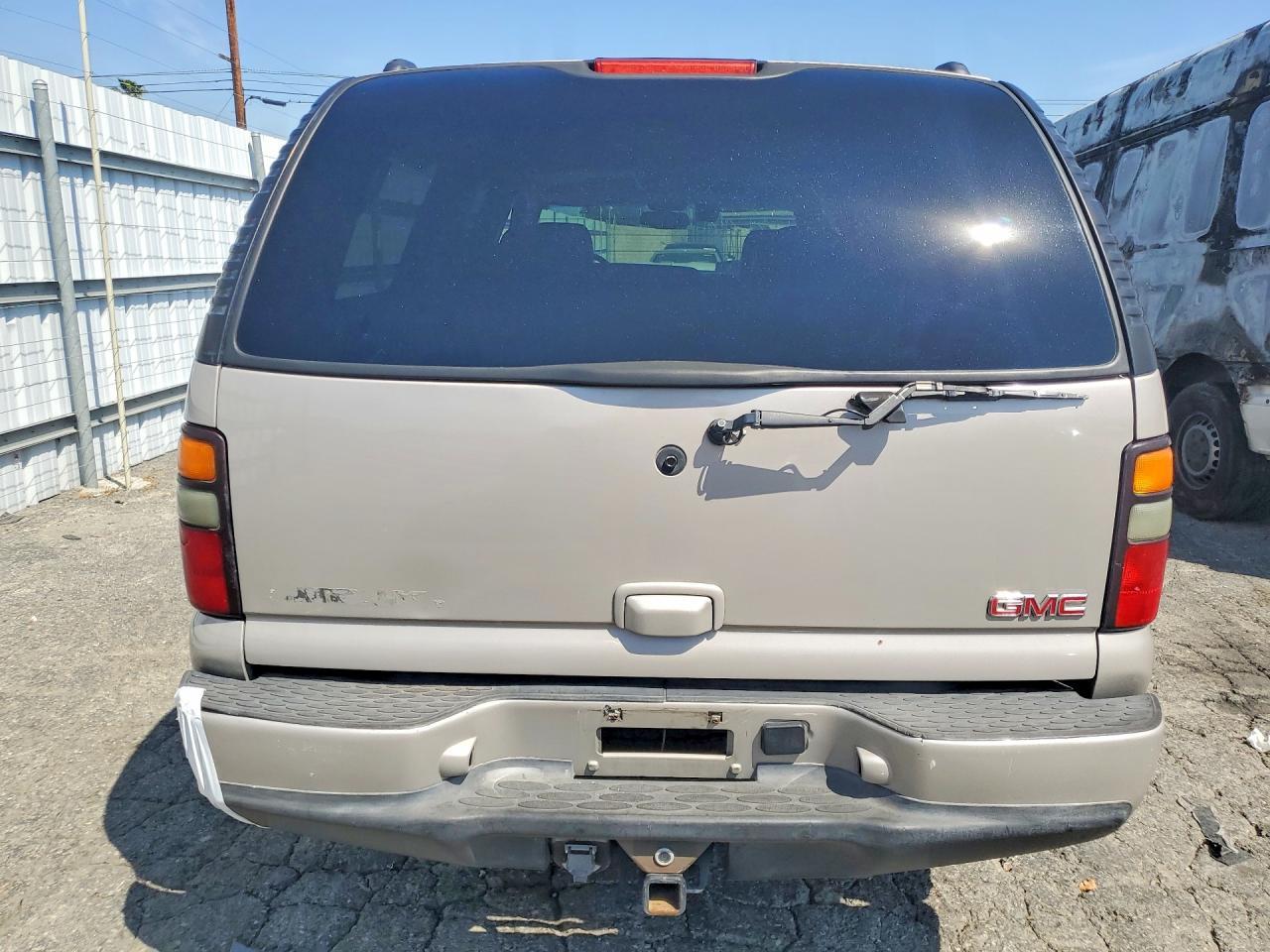 2005 GMC Yukon Xl Denali - Фото 6