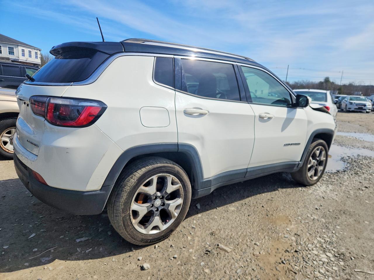 2017 Jeep Compass Limited - Image 3