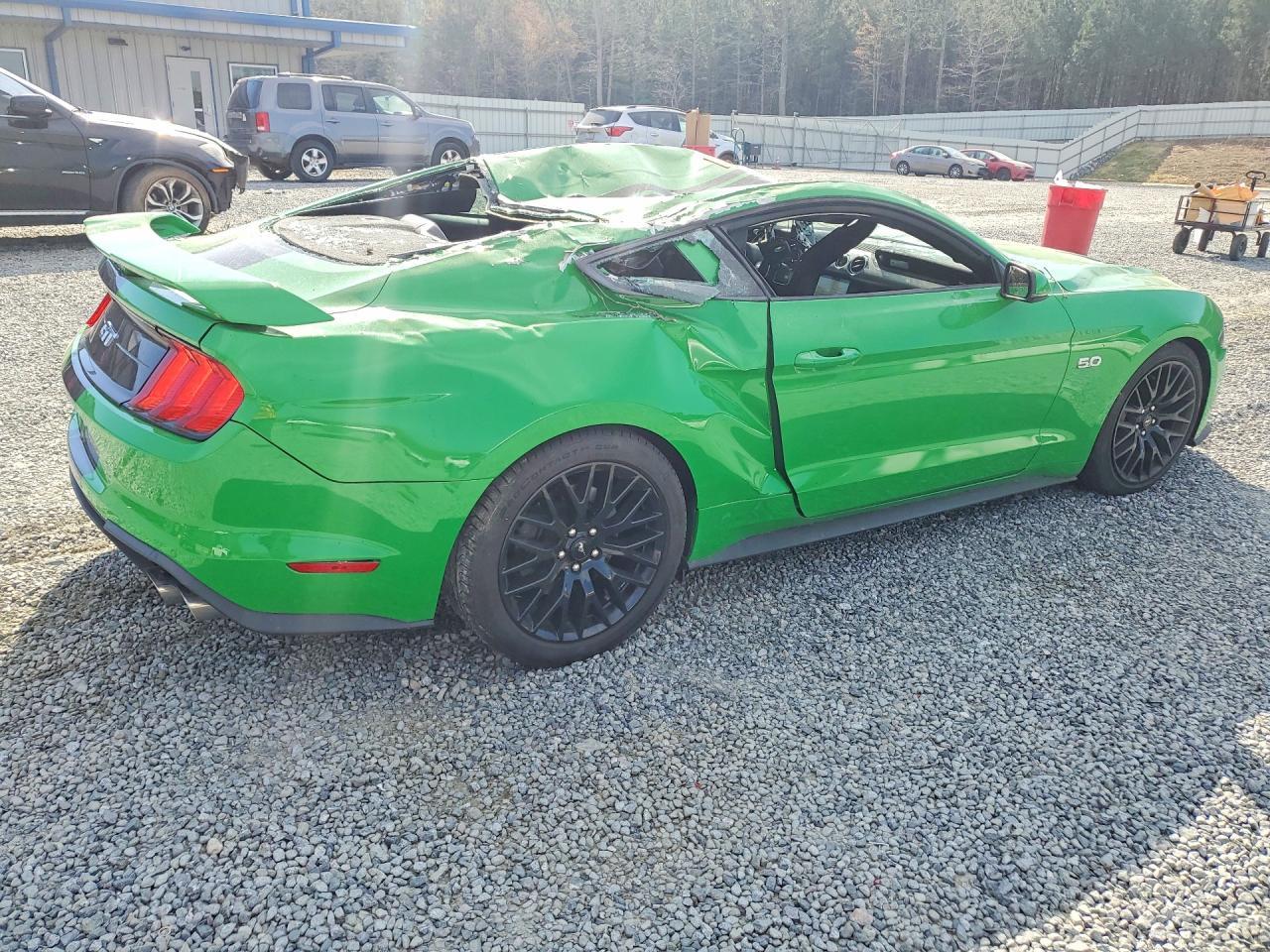 2019 Ford Mustang Gt - Фото 3