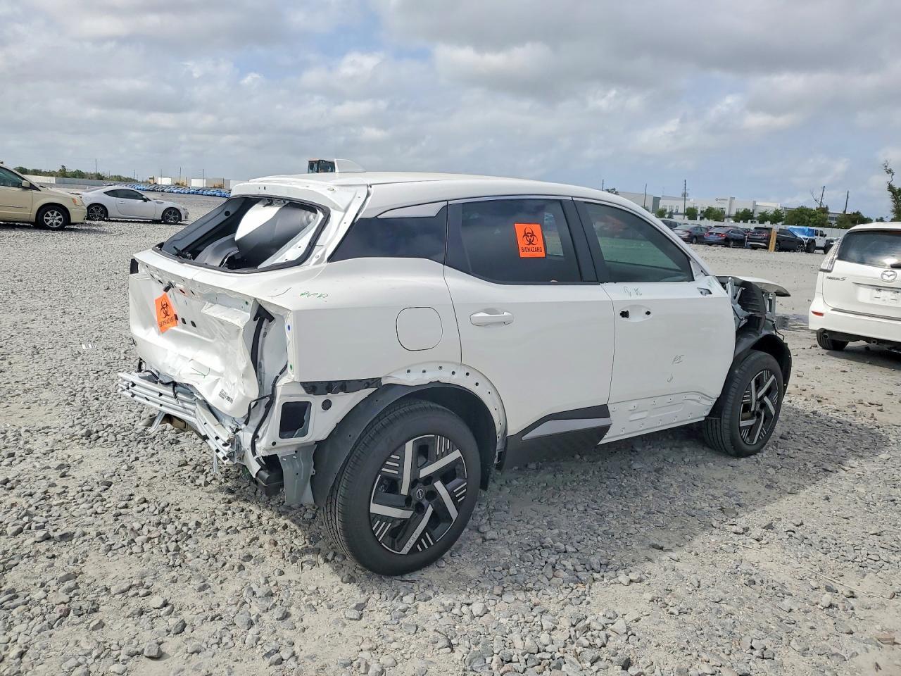 2025 Nissan Kicks Sv - Фото 3
