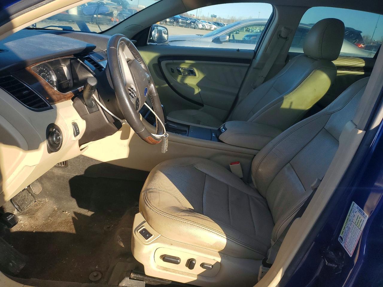 2013 Ford Taurus Limited - Image 7