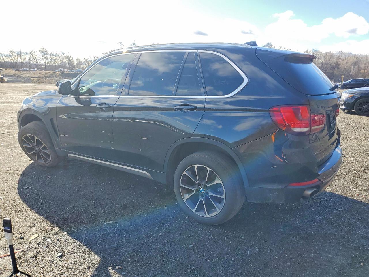 2017 BMW X5 xDrive35I - Image 2