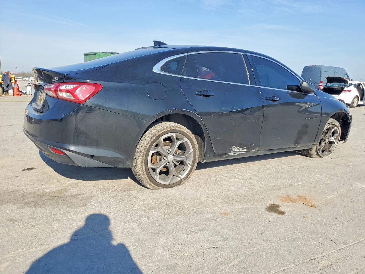 2020 Chevrolet Malibu Lt - Image 3