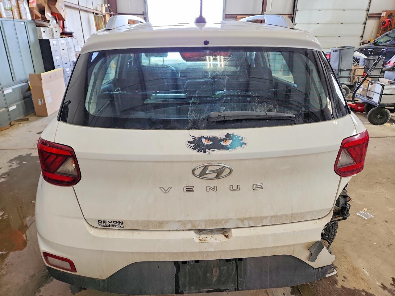2023 Hyundai Venue Sel - Image 6