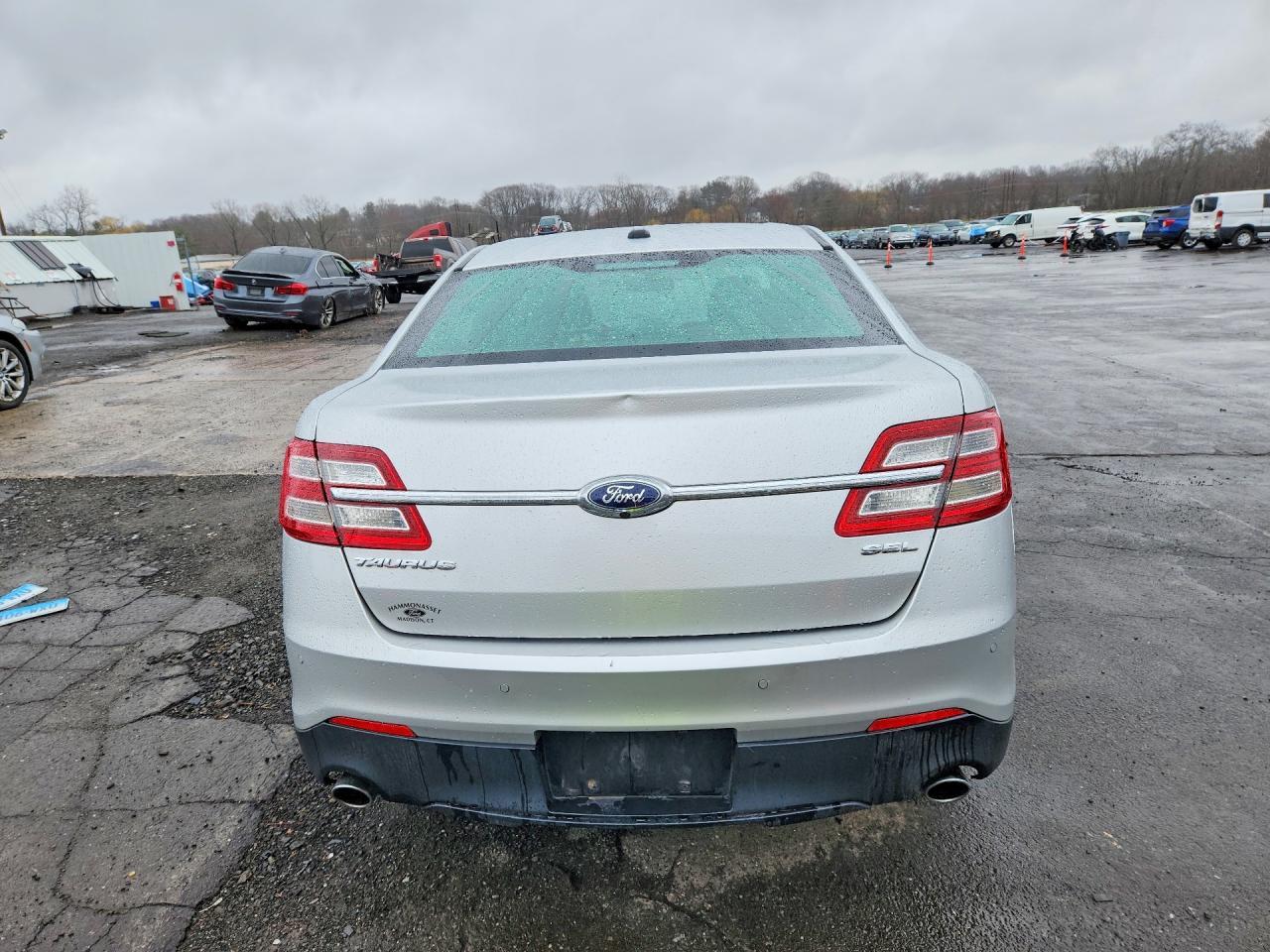 2015 Ford Taurus Sel - Фото 6
