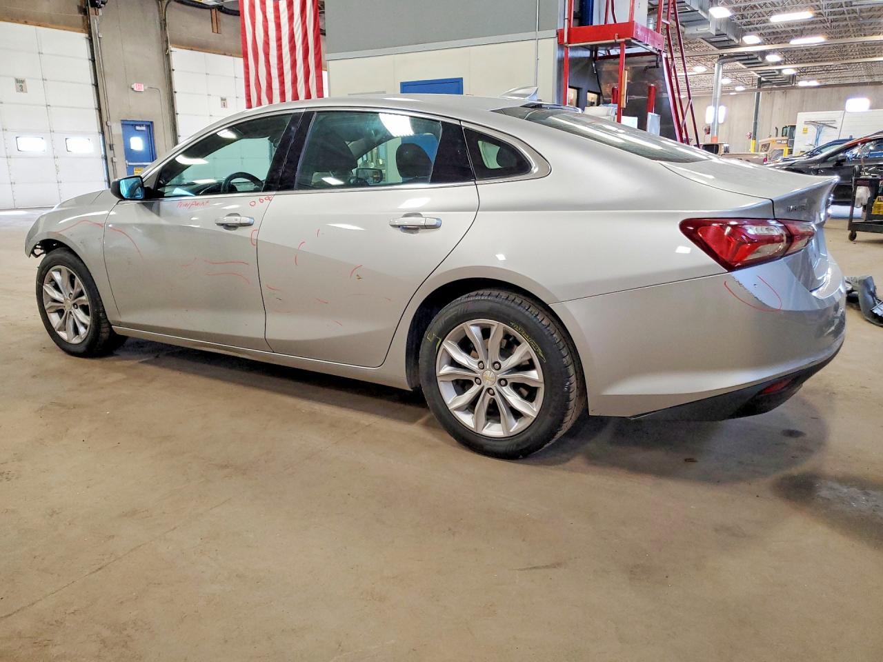 2019 Chevrolet Malibu Lt - Фото 2