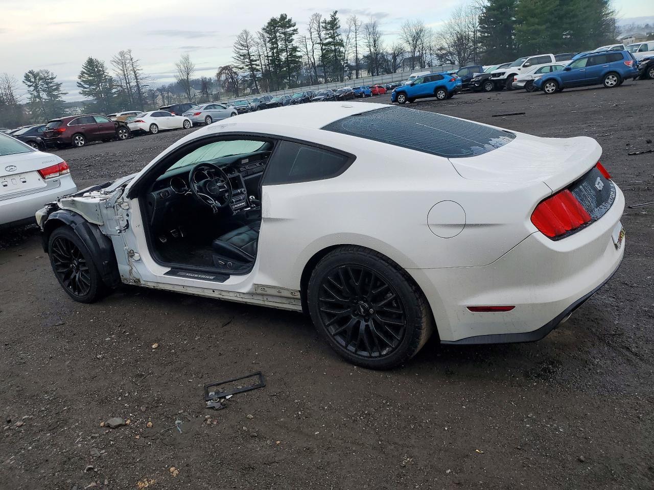 2017 Ford Mustang Gt - Image 2