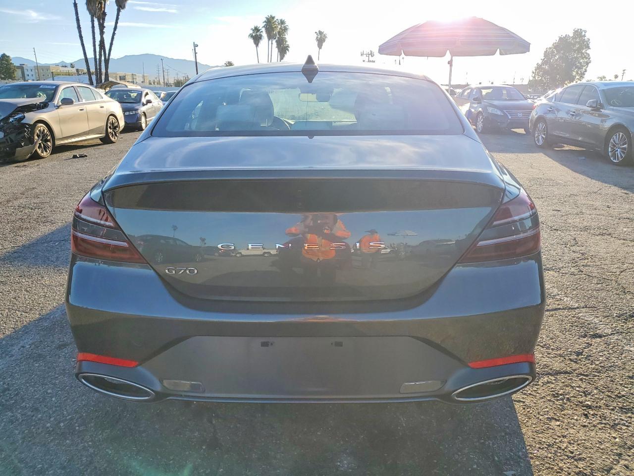 2025 Genesis G70 Base - Image 6