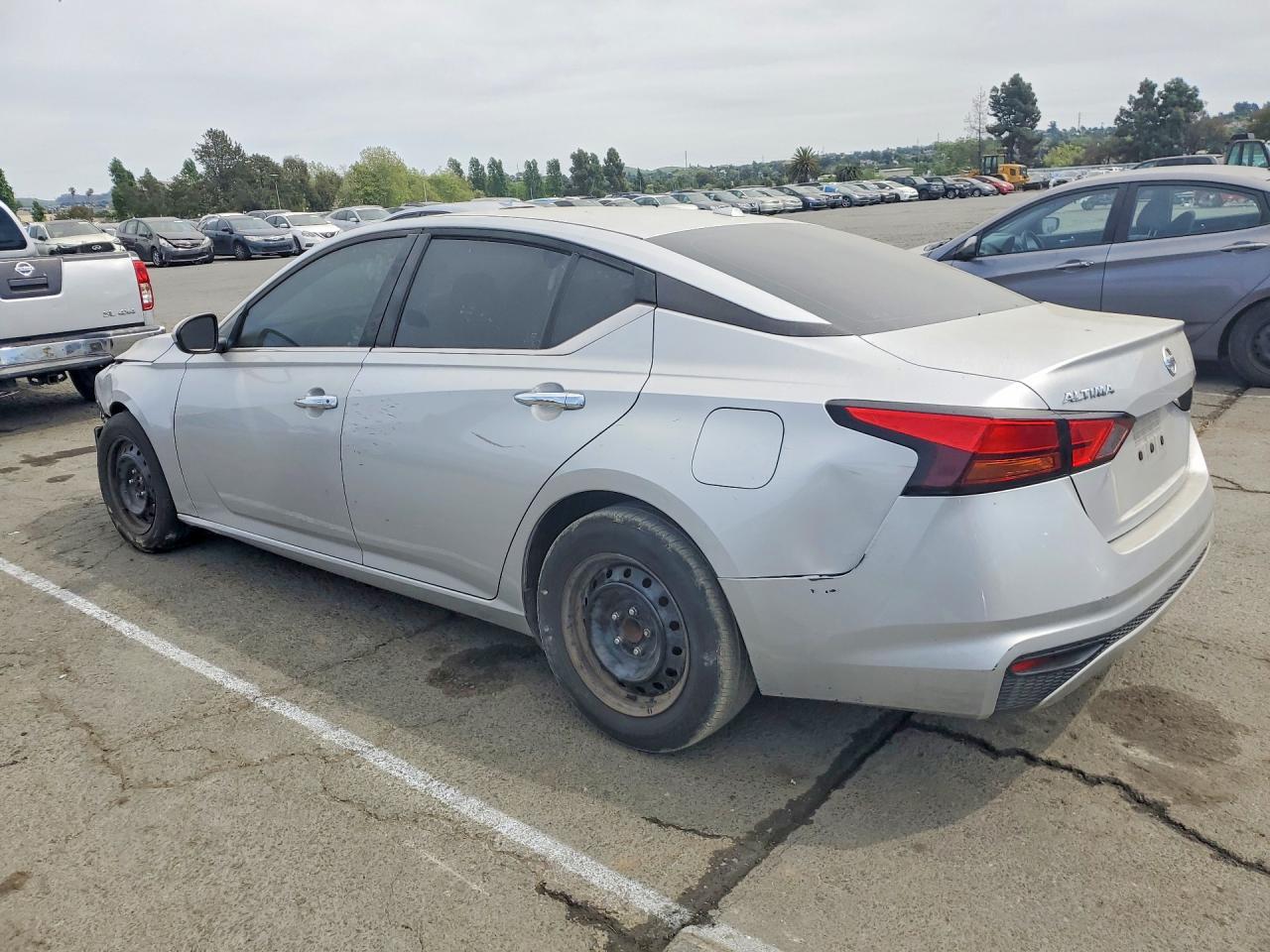 2020 Nissan Altima 2.5 S - Image 2