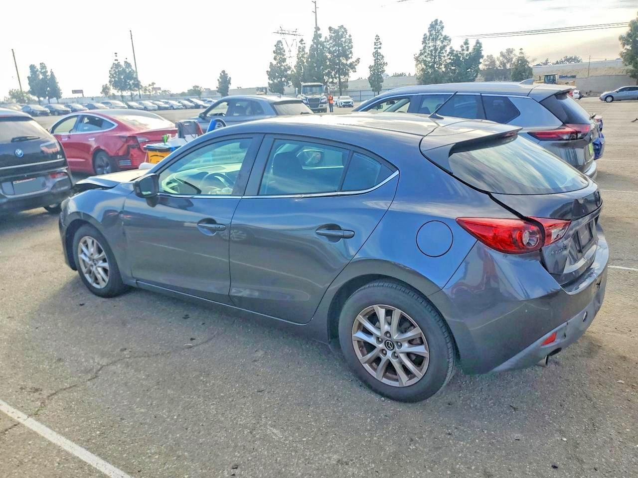 2014 Mazd 3 Touring - Фото 2