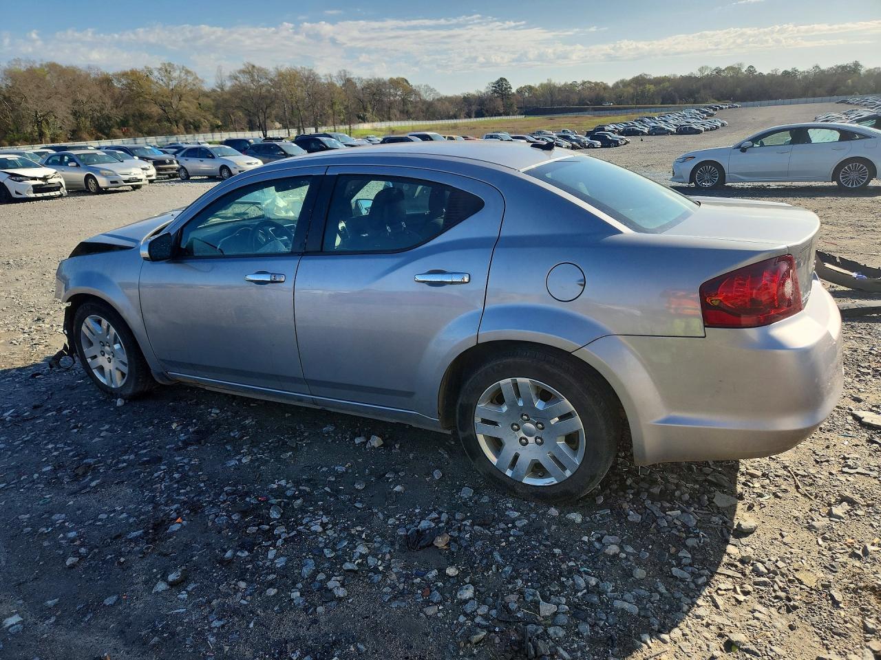 2013 Dodge Avenger Se - Фото 2