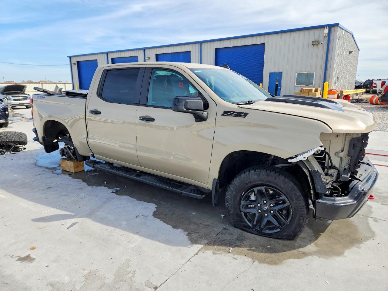 2023 Chevrolet Silverado K1500 Lt Trail Boss - Фото 4