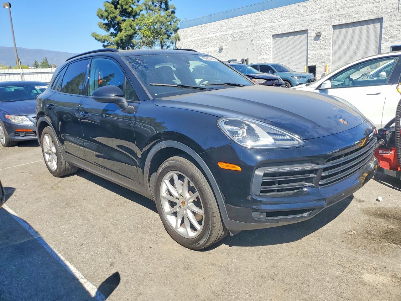 2019 Porsche Cayenne - Image 4