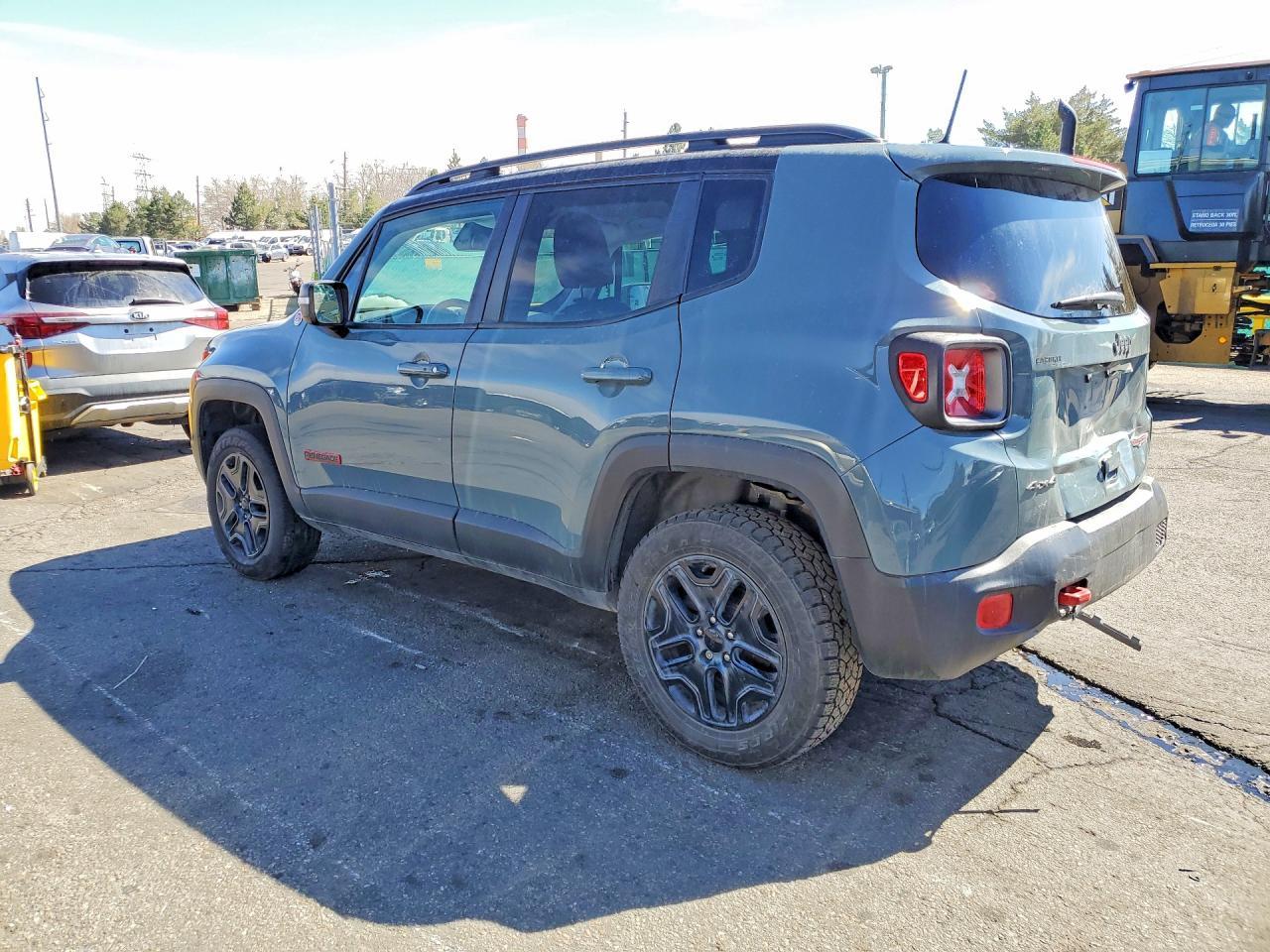2018 Jeep Renegade Trailhawk - Фото 2