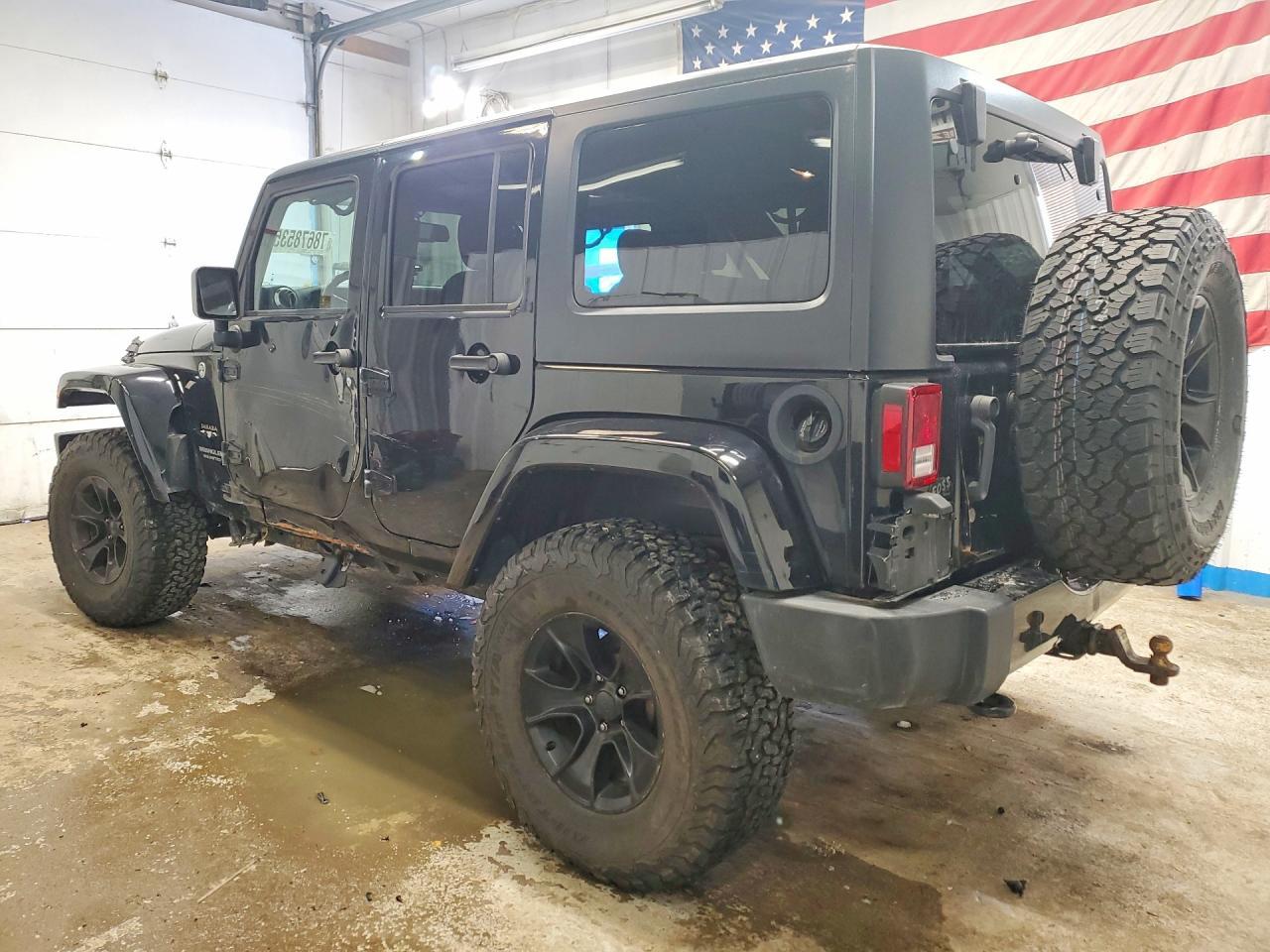 2017 Jeep Wrangler Unlimited Sahara - Фото 2