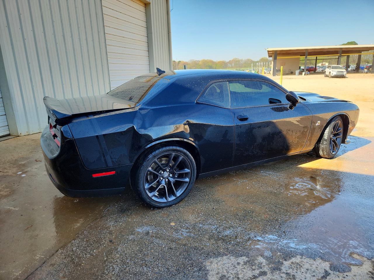 2023 Dodge Challenger R - Фото 3