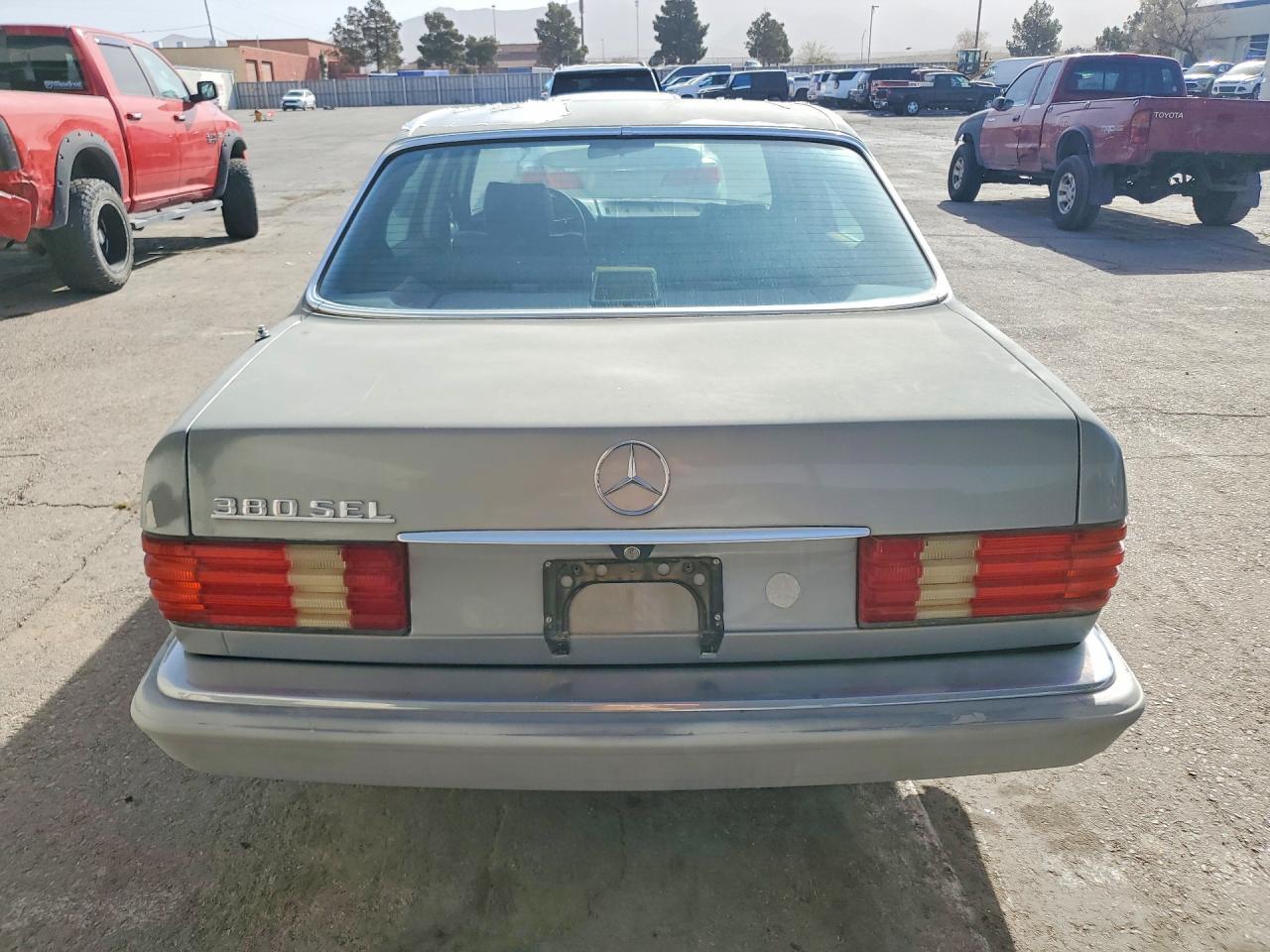 1983 Mercedes Benz 380 Sel - Фото 6