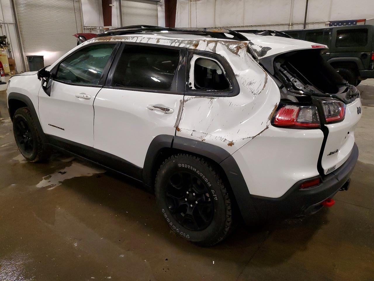 2022 Jeep Cherokee Trailhawk - Фото 2