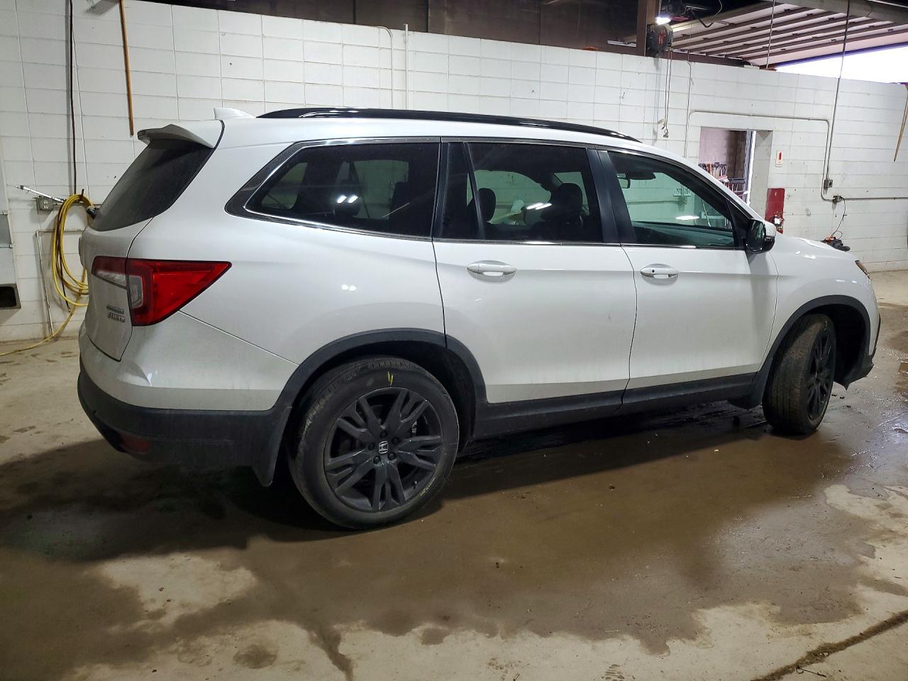 2022 Honda Pilot Se - Image 3