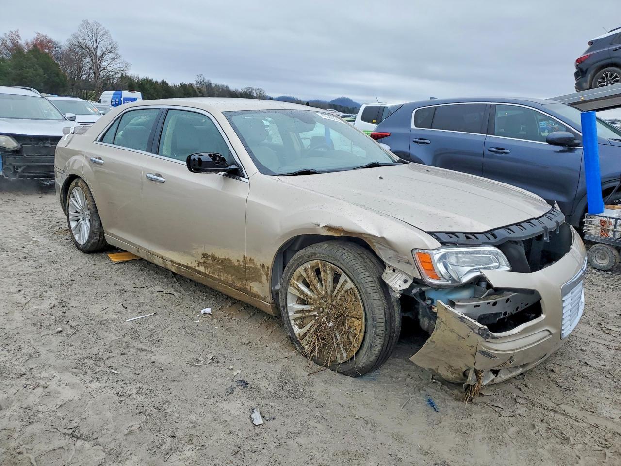 2012 Chrysler 300C Luxury - Фото 4