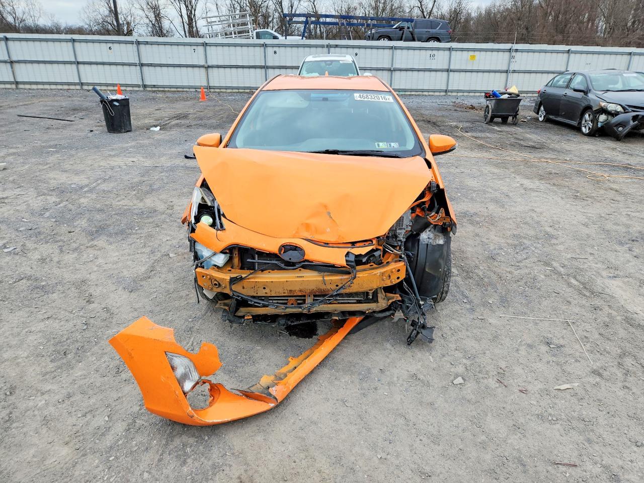 2015 Toyota Prius C Two - Фото 5