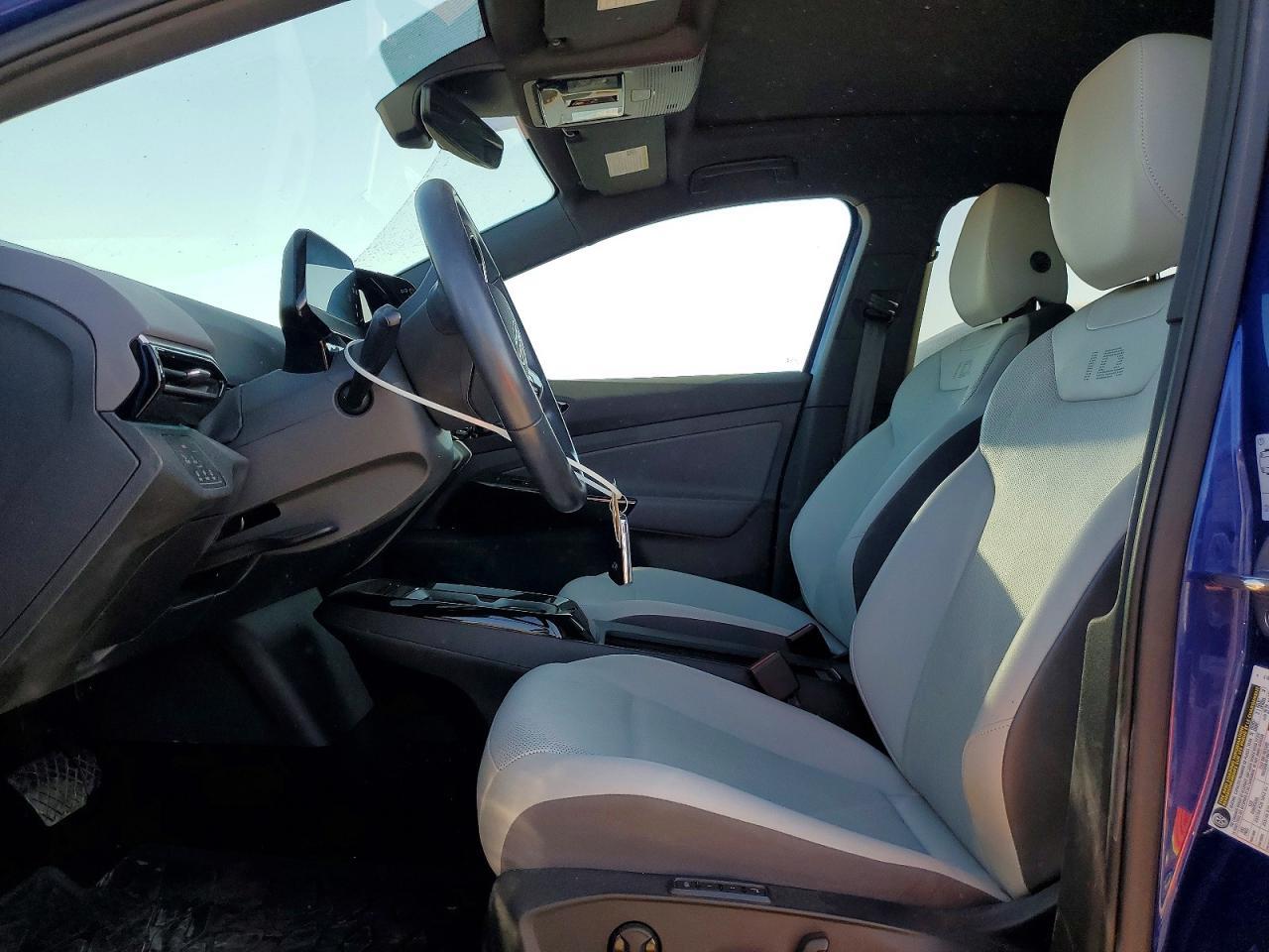 2022 Volkswagen Id.4 - Image 7