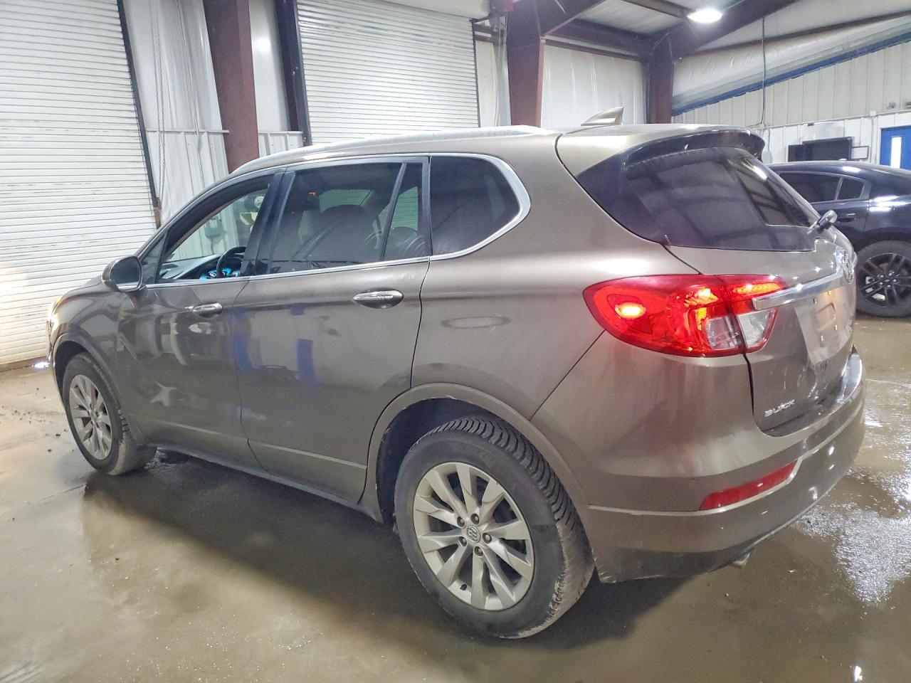2018 Buick Envision Essence - Image 2