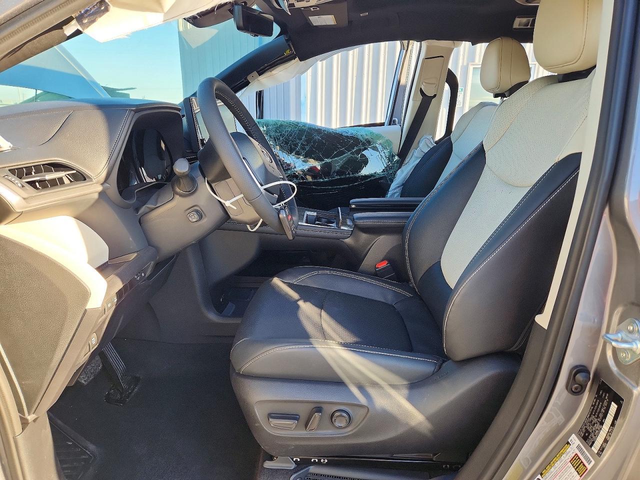 2026 Toyota Sienna Limited 7-Passenger - Image 7