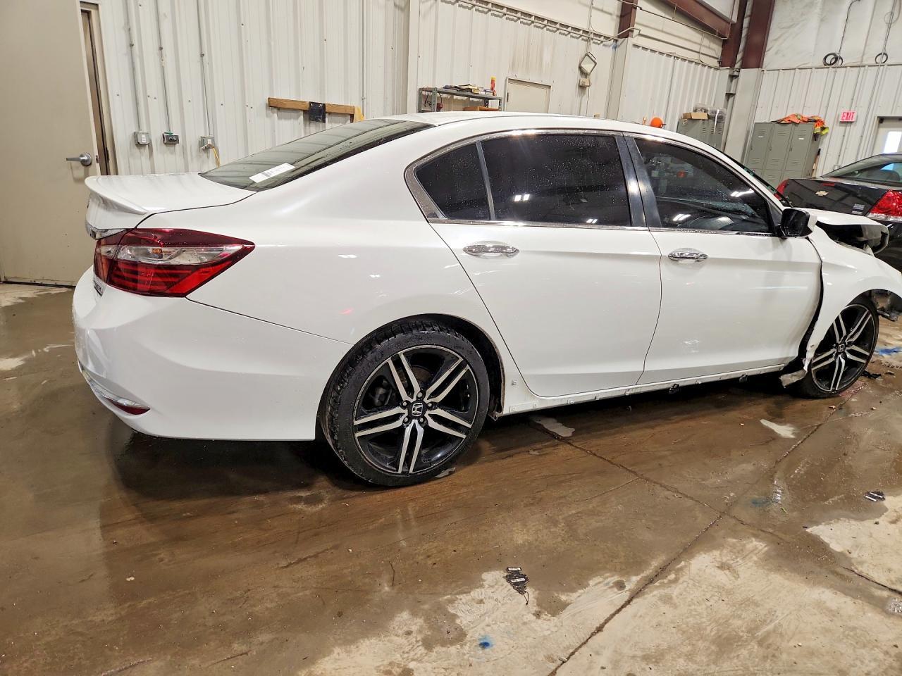 2017 Honda Accord Sport Special Edition - Фото 3