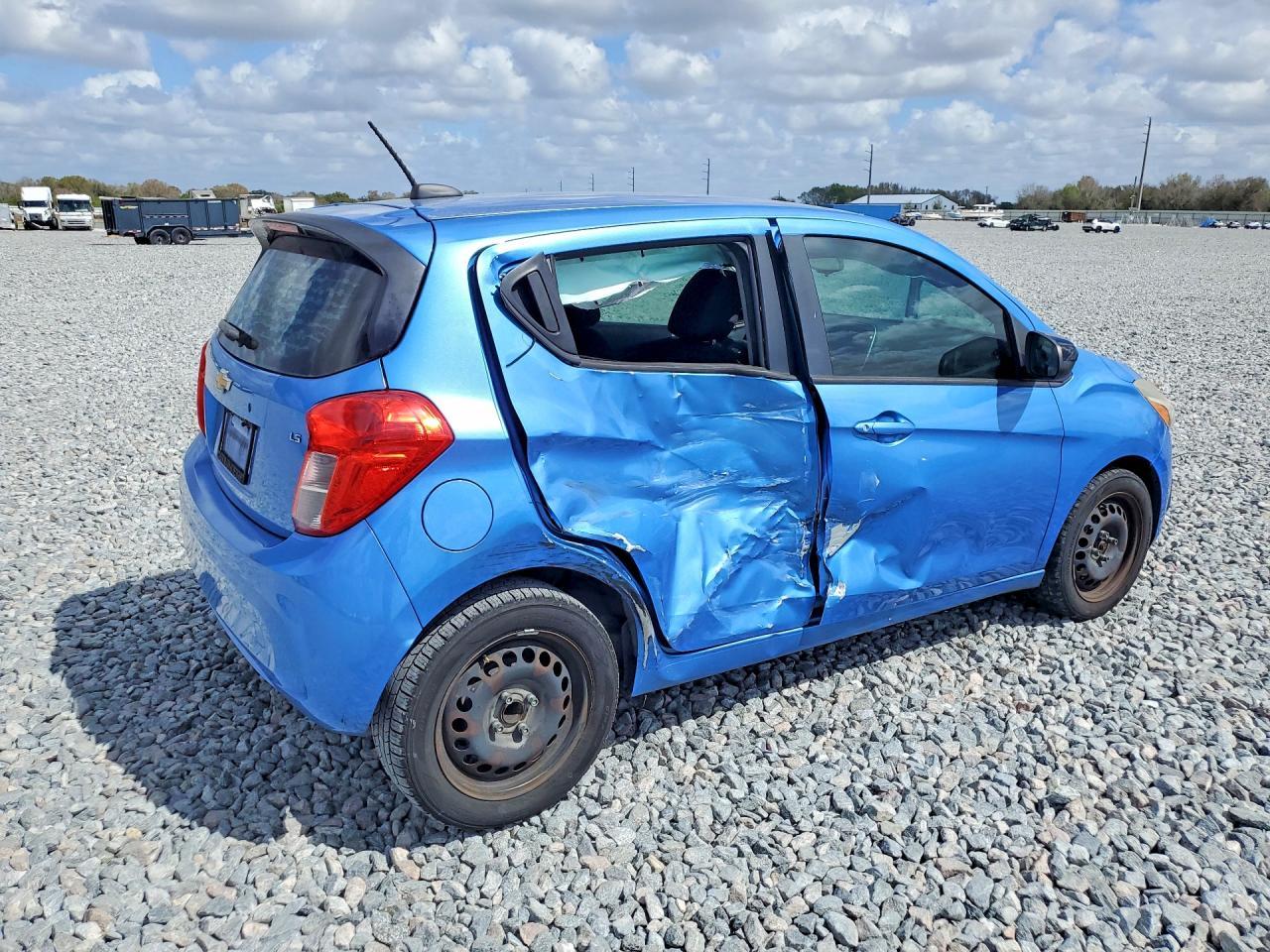 2016 Chevrolet Spark Ls - Image 3