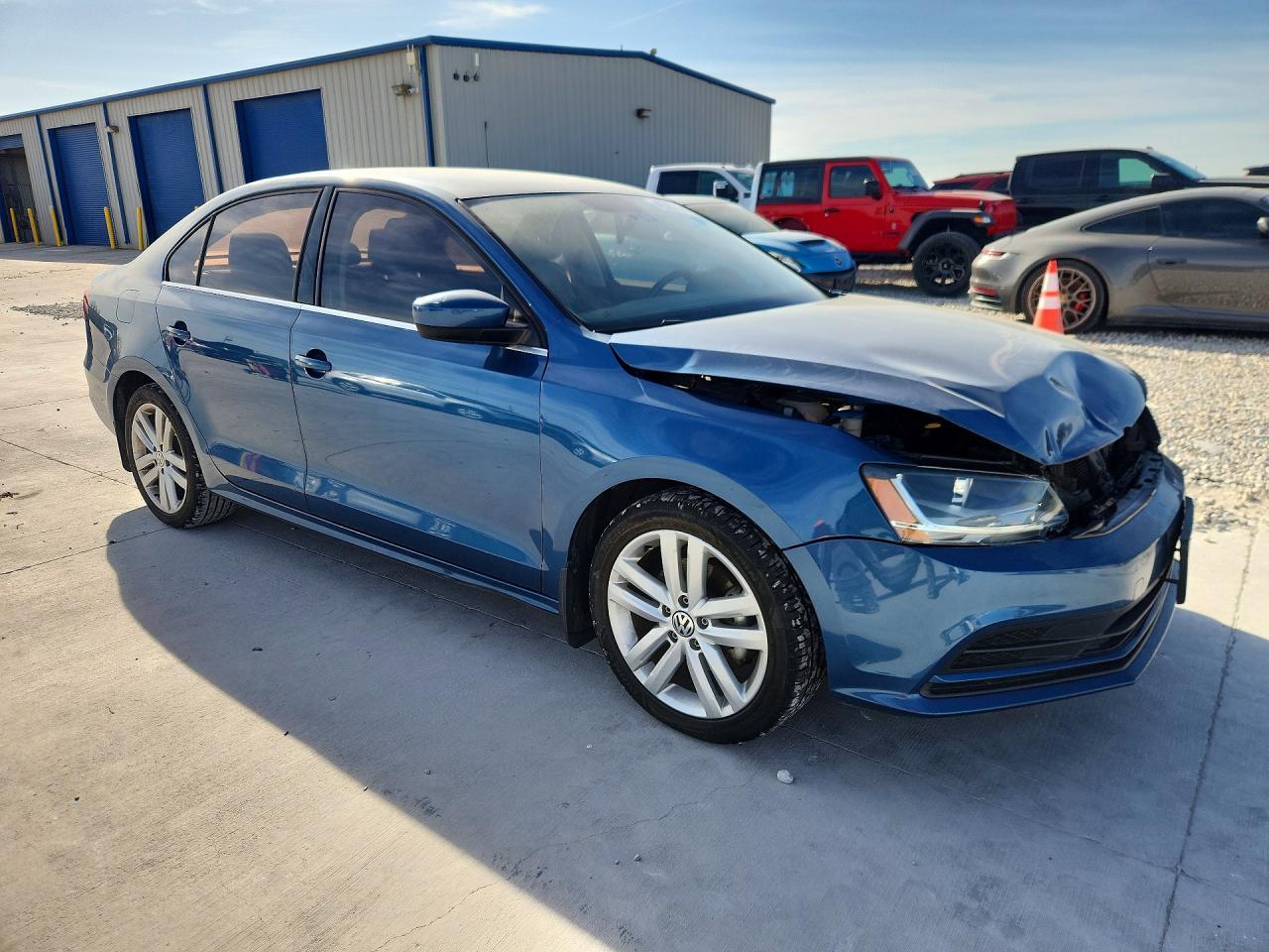 2017 Volkswagen Jetta S - Фото 4