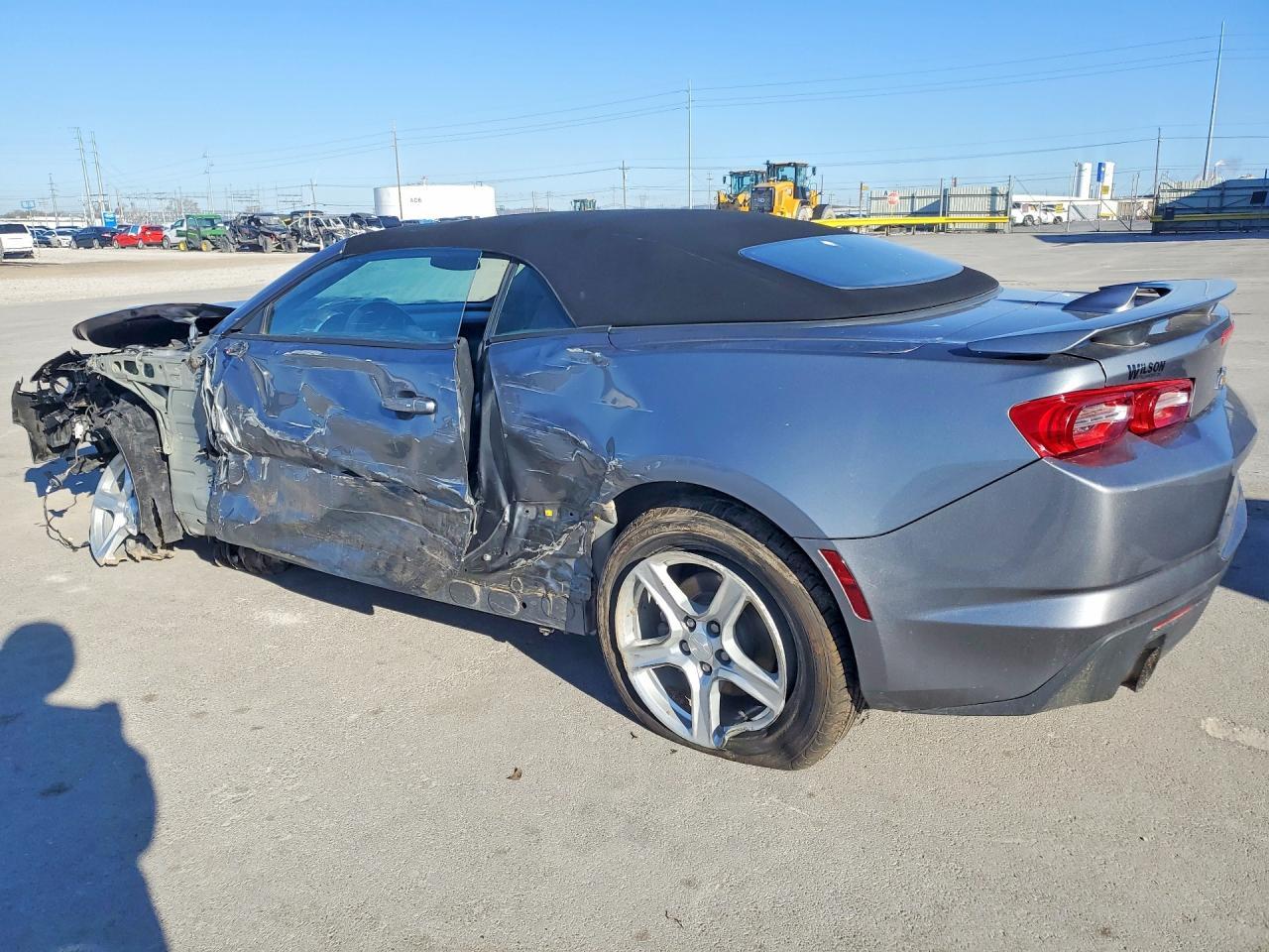 2019 Chevrolet Camaro Ls - Фото 2