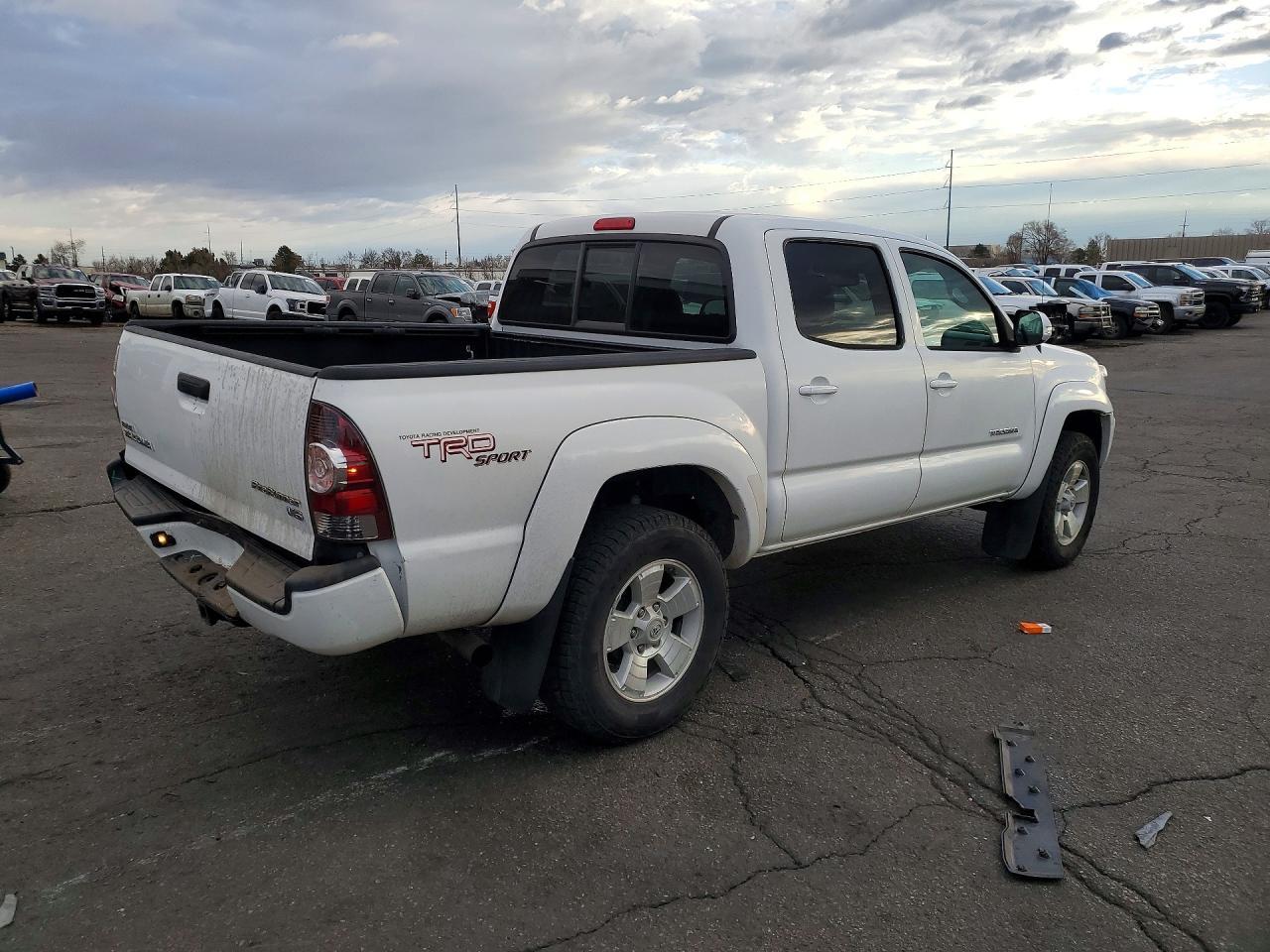 2013 Toyota Tacoma Prerunner V6 - Фото 3
