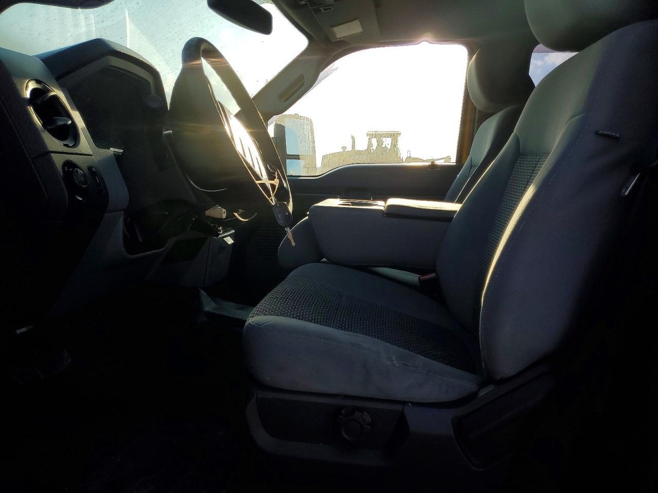 2016 Ford F250 Super Duty - Фото 7