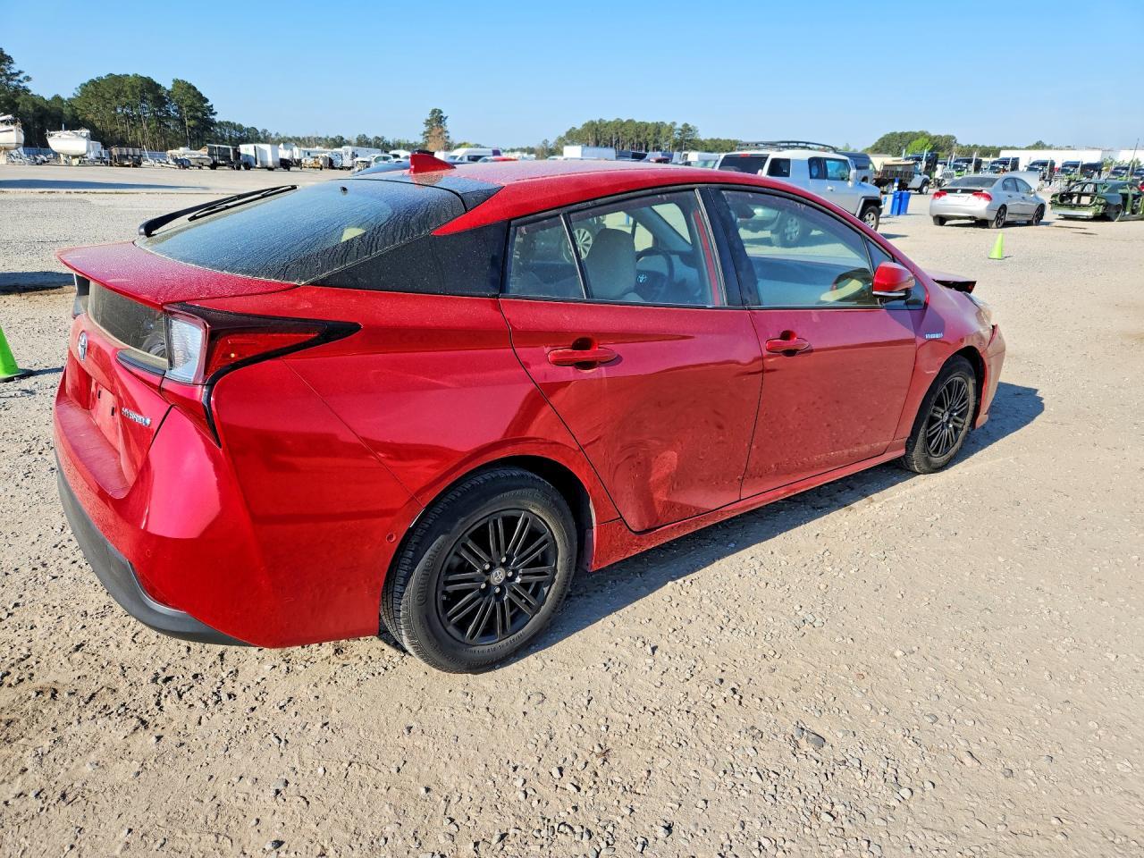 2019 Toyota Prius Le - Фото 3