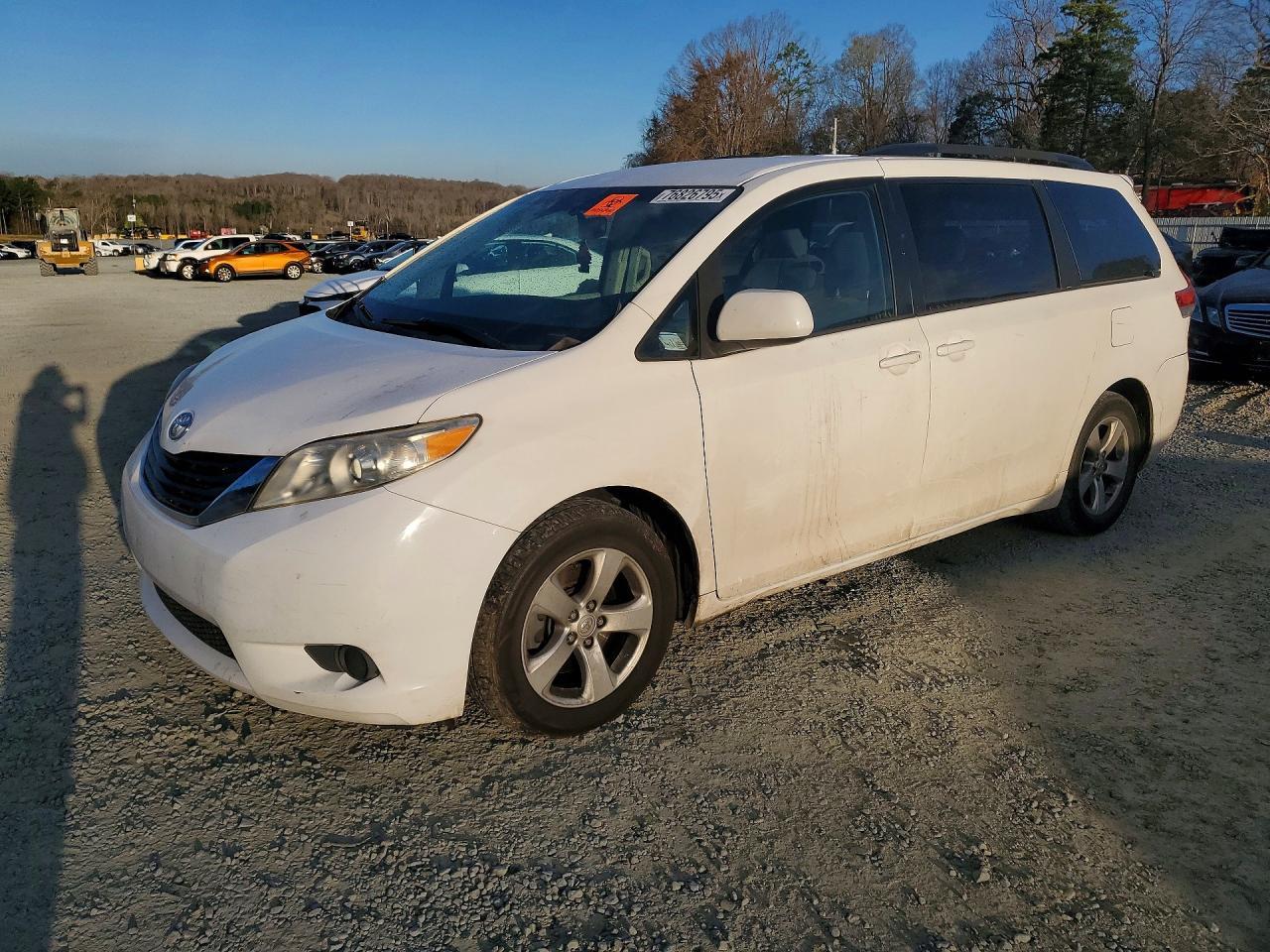 2013 Toyota Sienna Le