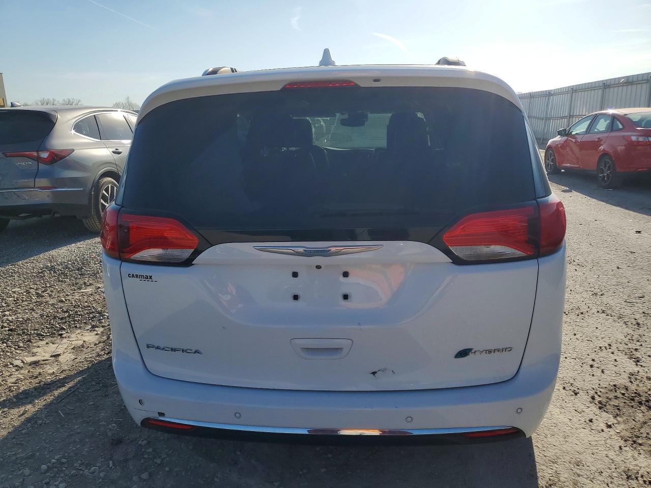 2019 Chrysler Pacifica Hybrid Limited - Фото 6